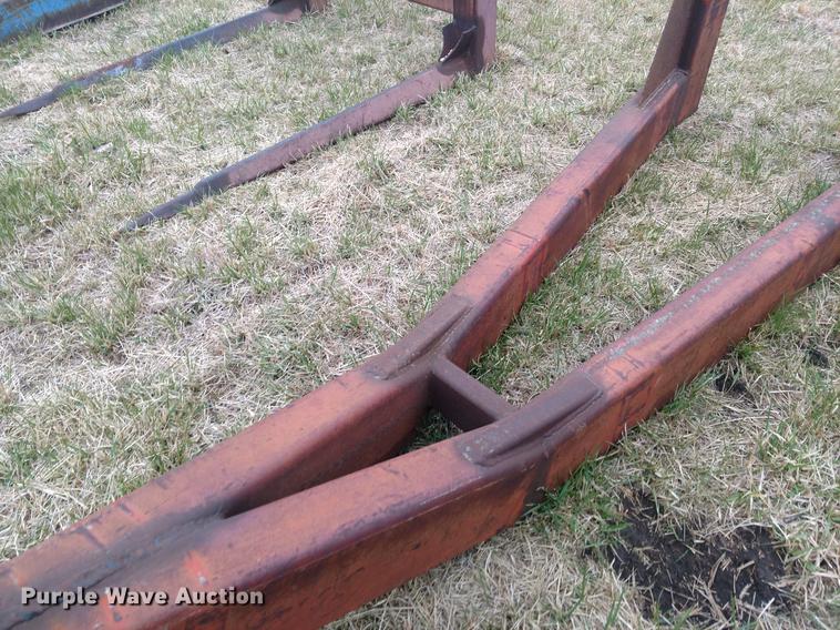 image for item DC0947 (2) gooseneck hitches