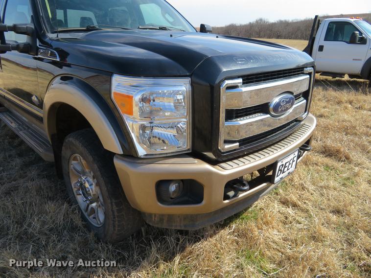image for item DC0980 2012 Ford F250 Super Duty FX4 Crew Cab pickup truck
