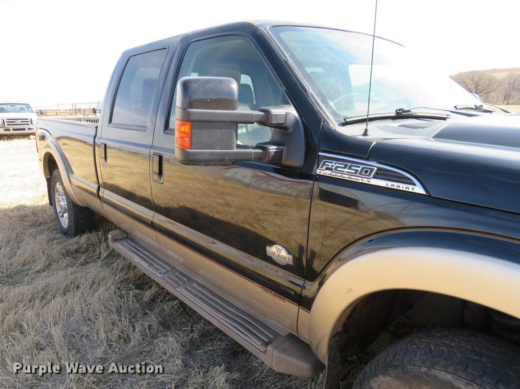 image for item DC0980 2012 Ford F250 Super Duty FX4 Crew Cab pickup truck