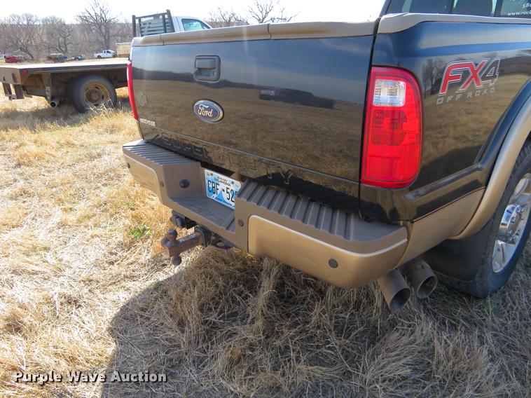 image for item DC0980 2012 Ford F250 Super Duty FX4 Crew Cab pickup truck