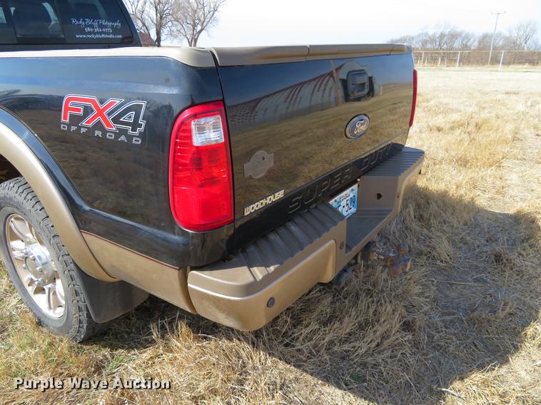 image for item DC0980 2012 Ford F250 Super Duty FX4 Crew Cab pickup truck