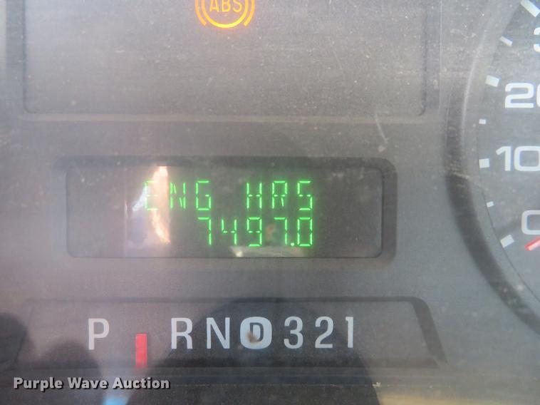 image for item DC0981 2005 Ford F450 Super Duty flatbed truck