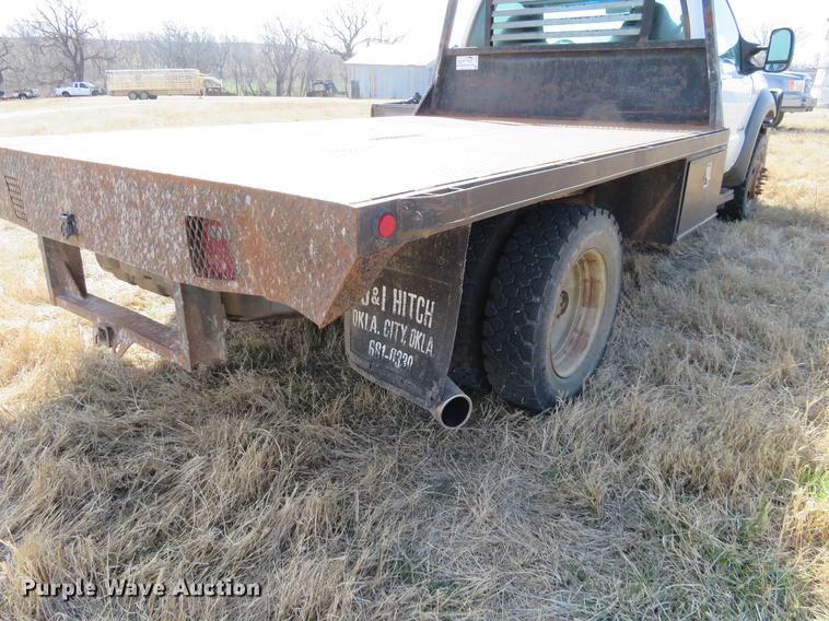 image for item DC0981 2005 Ford F450 Super Duty flatbed truck