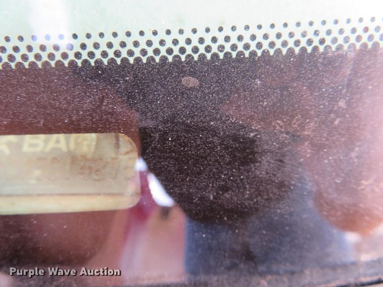 image for item DC0983 1999 Ford F350 Super Duty Crew Cab pickup truck