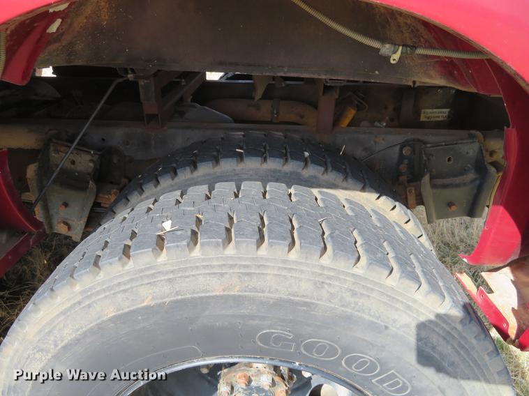 image for item DC0983 1999 Ford F350 Super Duty Crew Cab pickup truck