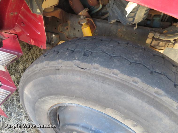 image for item DC0983 1999 Ford F350 Super Duty Crew Cab pickup truck