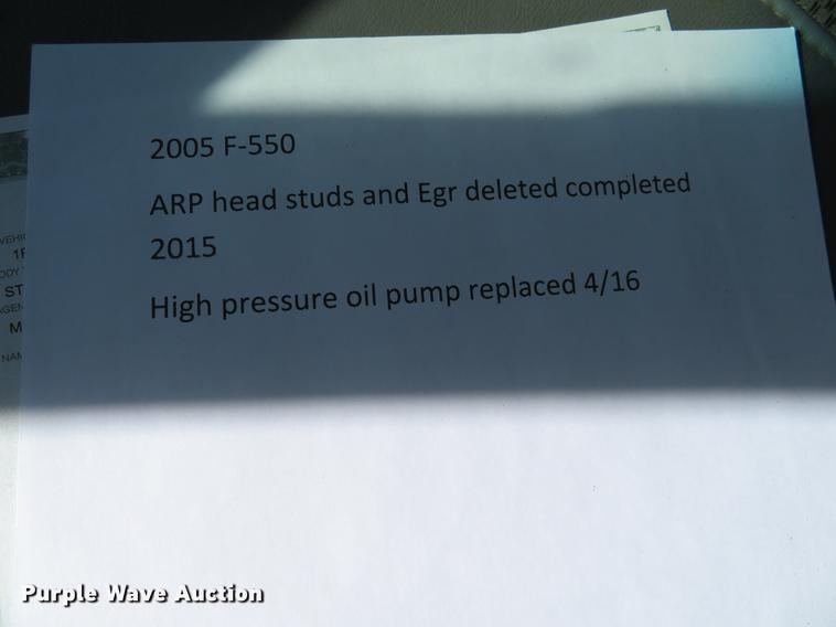 image for item DC0984 2005 Ford F550 flatbed truck