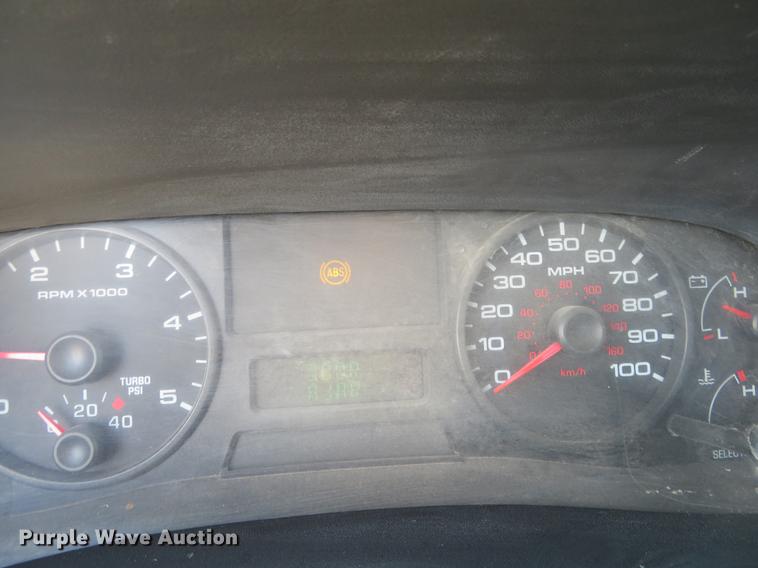 image for item DC0985 2006 Ford F350 Super Duty Crew Cab utility bed pickup truck