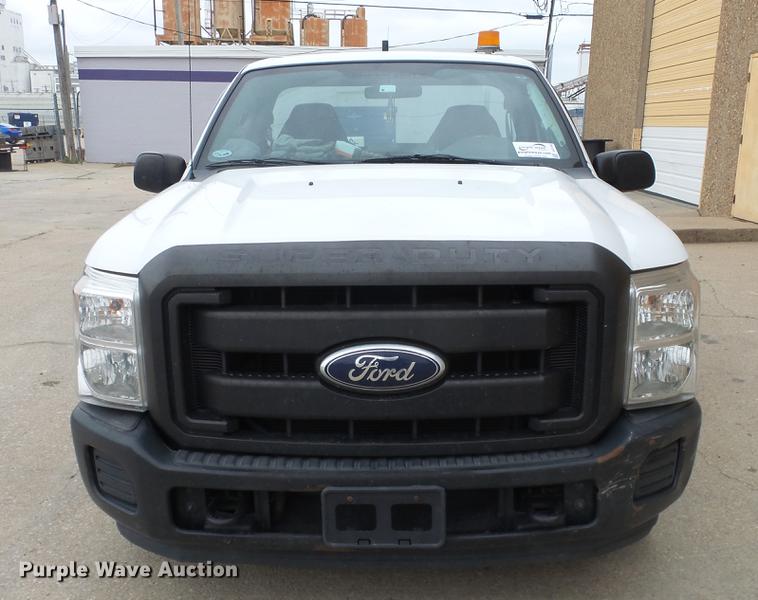 image for item DC3105 2011 Ford F250 Super Duty utility bed pickup truck