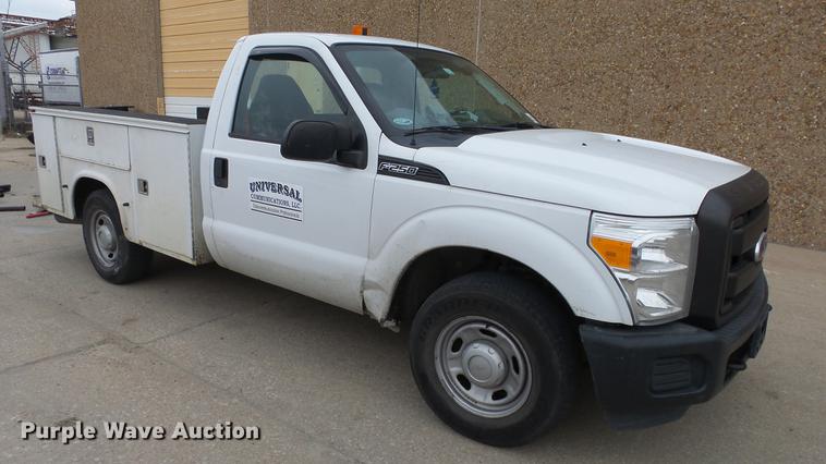 image for item DC3105 2011 Ford F250 Super Duty utility bed pickup truck