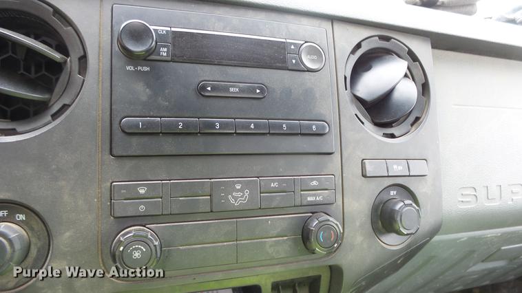 image for item DC3105 2011 Ford F250 Super Duty utility bed pickup truck