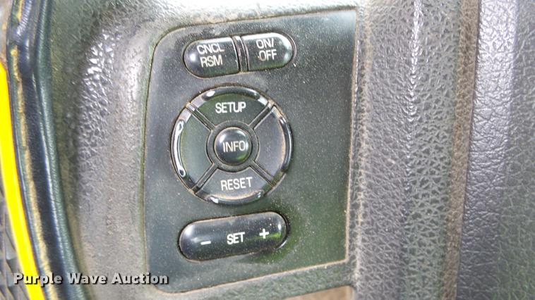 image for item DC3105 2011 Ford F250 Super Duty utility bed pickup truck