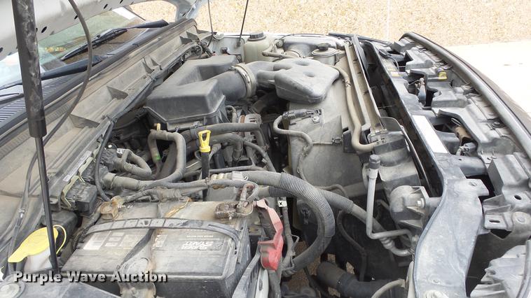 image for item DC3105 2011 Ford F250 Super Duty utility bed pickup truck