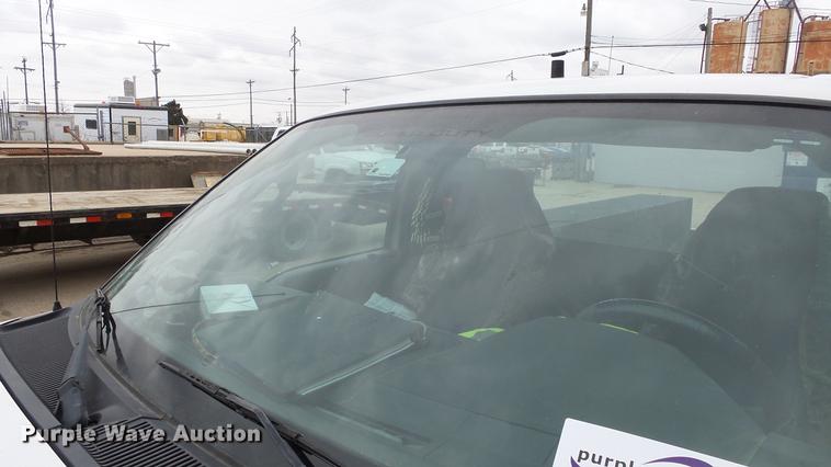 image for item DC3105 2011 Ford F250 Super Duty utility bed pickup truck