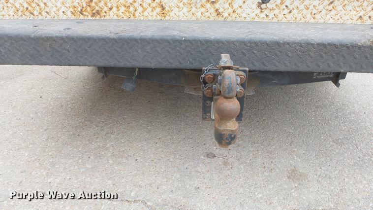 image for item DC3105 2011 Ford F250 Super Duty utility bed pickup truck