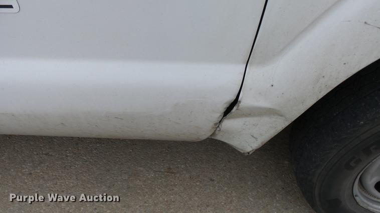 image for item DC3105 2011 Ford F250 Super Duty utility bed pickup truck