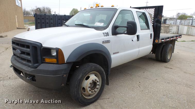image for item DC3108 2006 Ford F550 Crew Cab flatbed truck
