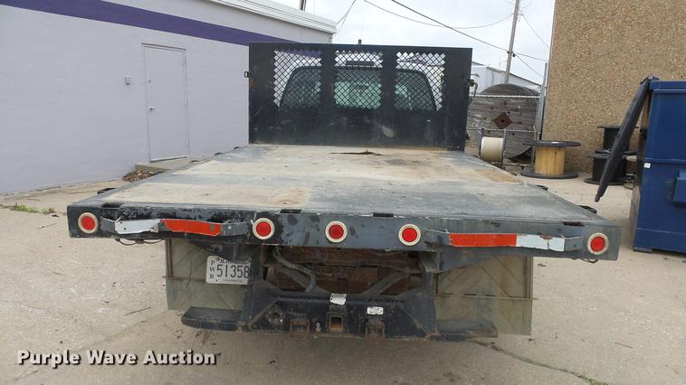 image for item DC3108 2006 Ford F550 Crew Cab flatbed truck