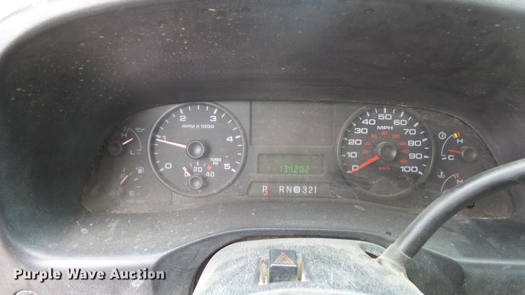 image for item DC3108 2006 Ford F550 Crew Cab flatbed truck