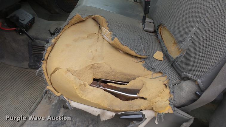 image for item DC3108 2006 Ford F550 Crew Cab flatbed truck