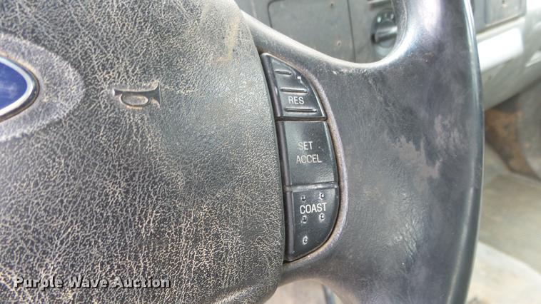 image for item DC3108 2006 Ford F550 Crew Cab flatbed truck