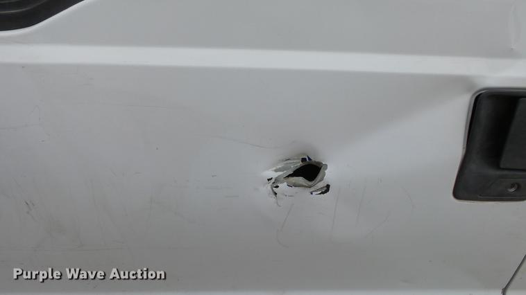 image for item DC3108 2006 Ford F550 Crew Cab flatbed truck