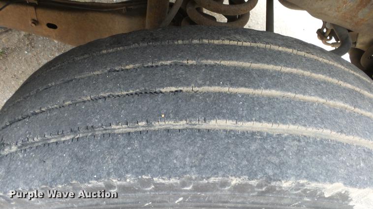 image for item DC3108 2006 Ford F550 Crew Cab flatbed truck