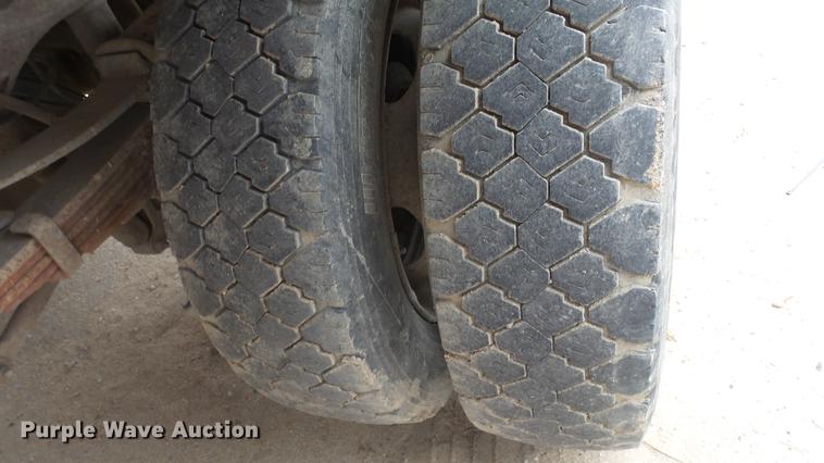 image for item DC3108 2006 Ford F550 Crew Cab flatbed truck