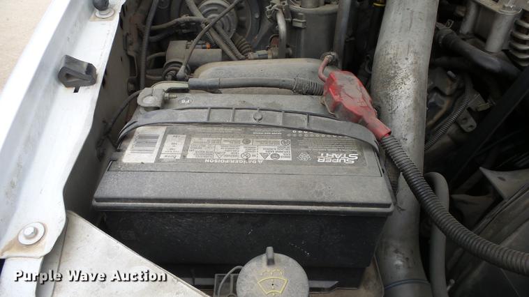 image for item DC3108 2006 Ford F550 Crew Cab flatbed truck