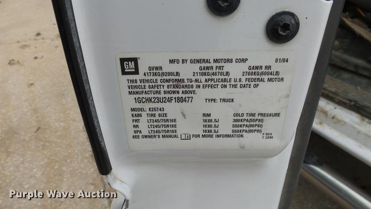 image for item DC3109 2004 Chevrolet Silverado 2500HD Crew Cab pickup truck