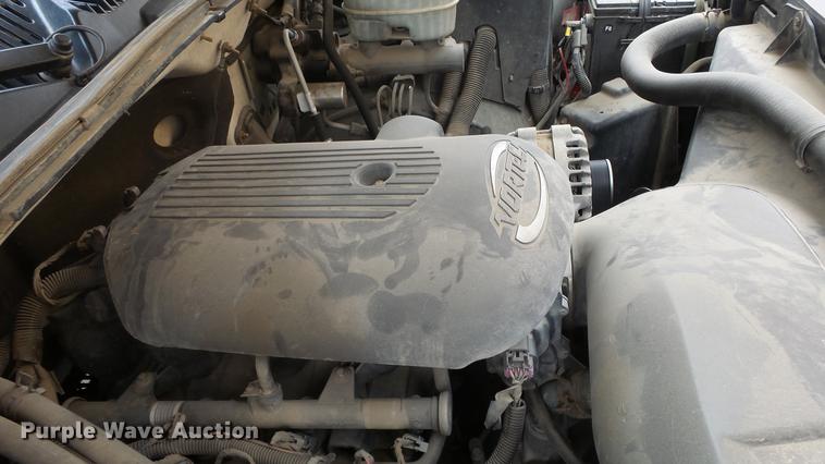 image for item DC3109 2004 Chevrolet Silverado 2500HD Crew Cab pickup truck