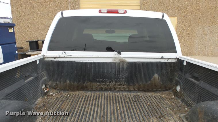 image for item DC3109 2004 Chevrolet Silverado 2500HD Crew Cab pickup truck