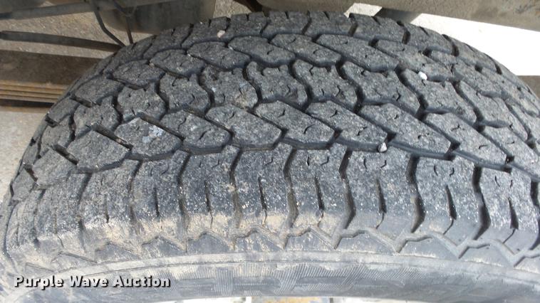 image for item DC3109 2004 Chevrolet Silverado 2500HD Crew Cab pickup truck