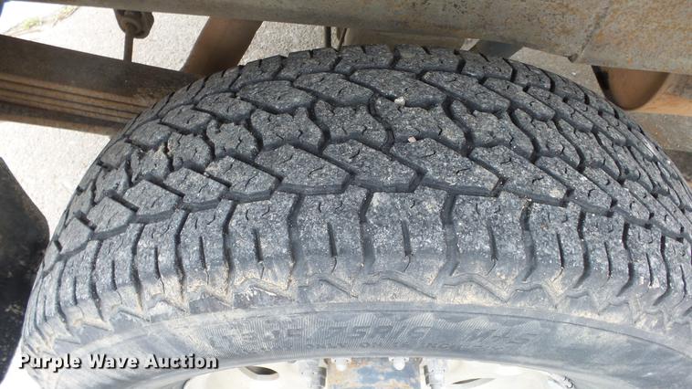 image for item DC3109 2004 Chevrolet Silverado 2500HD Crew Cab pickup truck