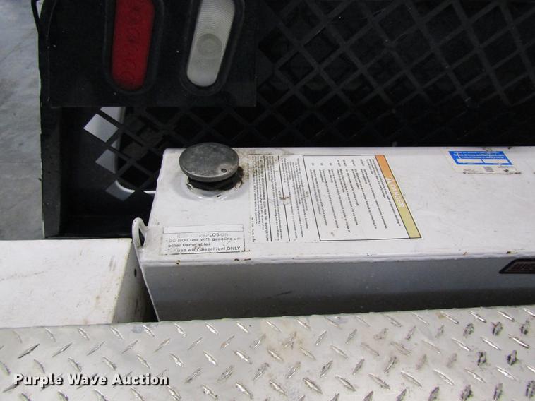 image for item DC4351 2013 Ford F350 Super Duty flatbed pickup truck