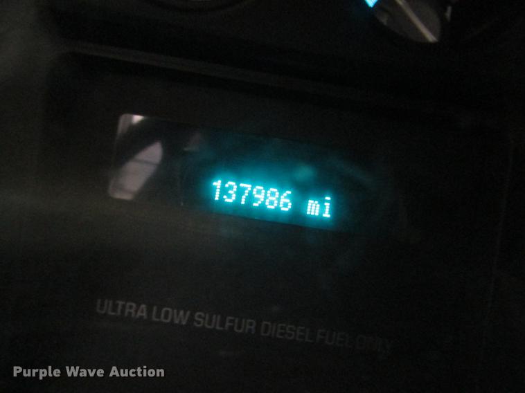 image for item DC4351 2013 Ford F350 Super Duty flatbed pickup truck