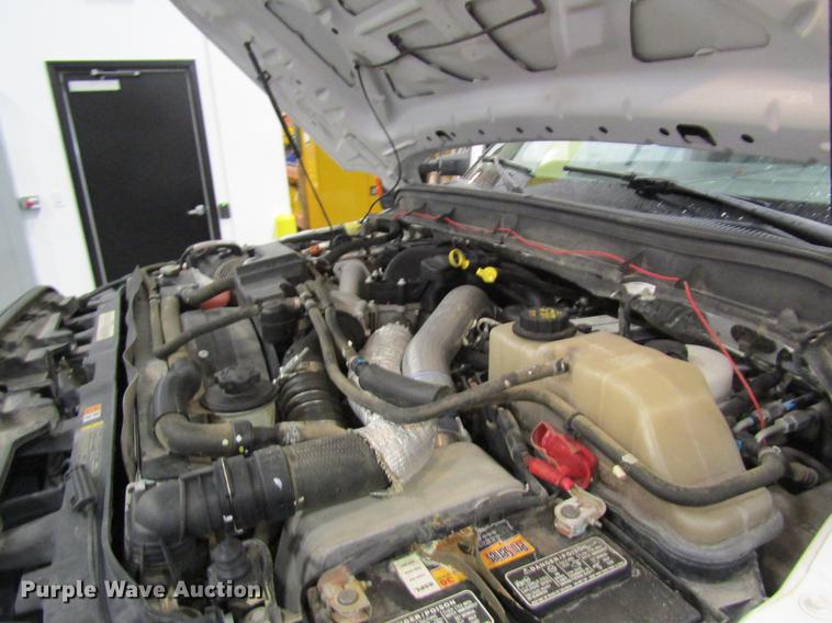 image for item DC4351 2013 Ford F350 Super Duty flatbed pickup truck