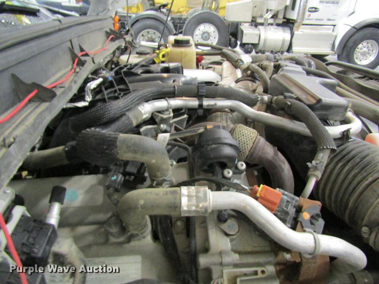 image for item DC4351 2013 Ford F350 Super Duty flatbed pickup truck