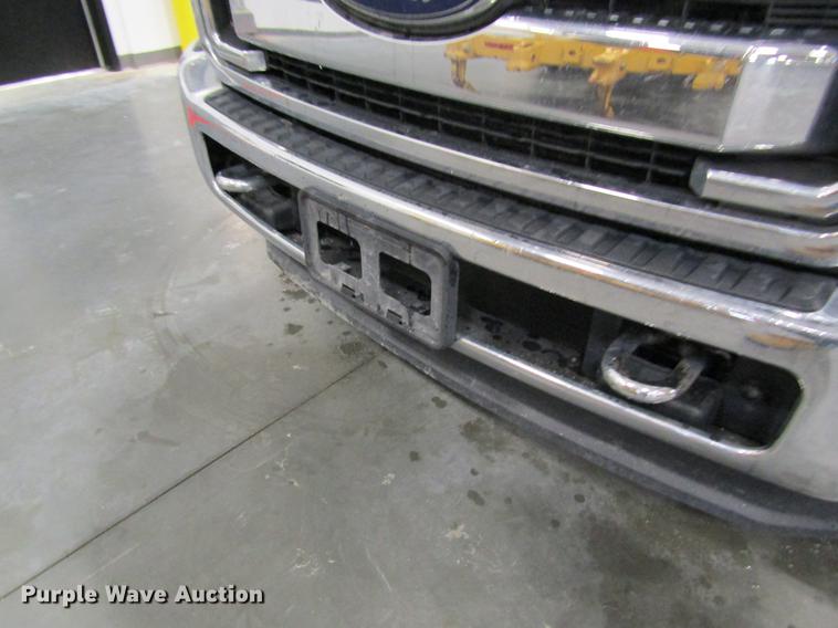 image for item DC4352 2014 Ford F350 Super Duty Crew Cab pickup truck