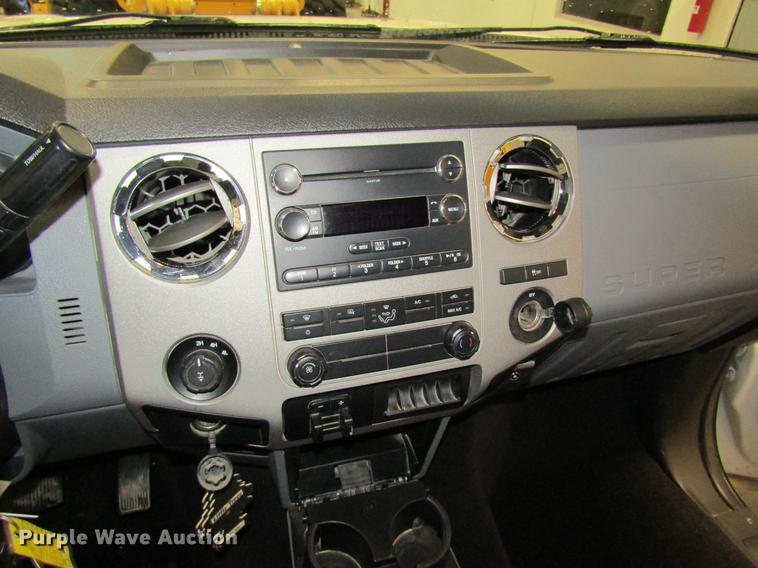 image for item DC4352 2014 Ford F350 Super Duty Crew Cab pickup truck