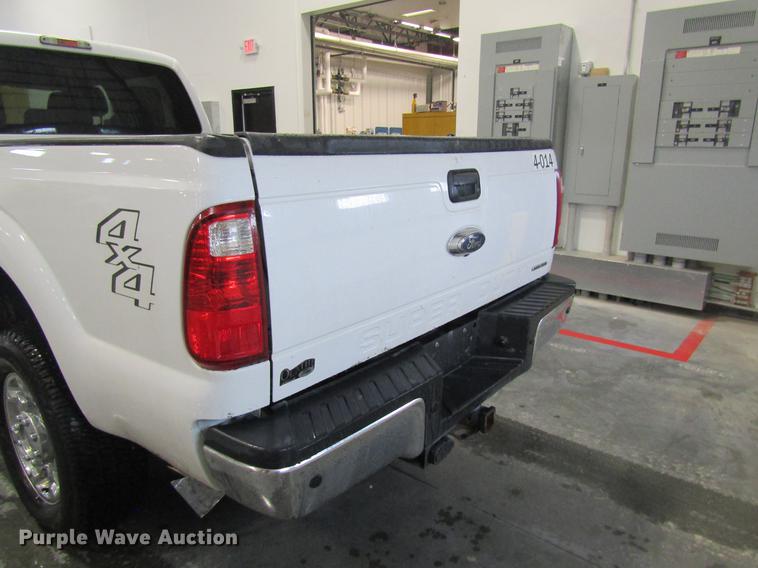 image for item DC4353 2013 Ford F350 Super Duty Crew Cab pickup truck