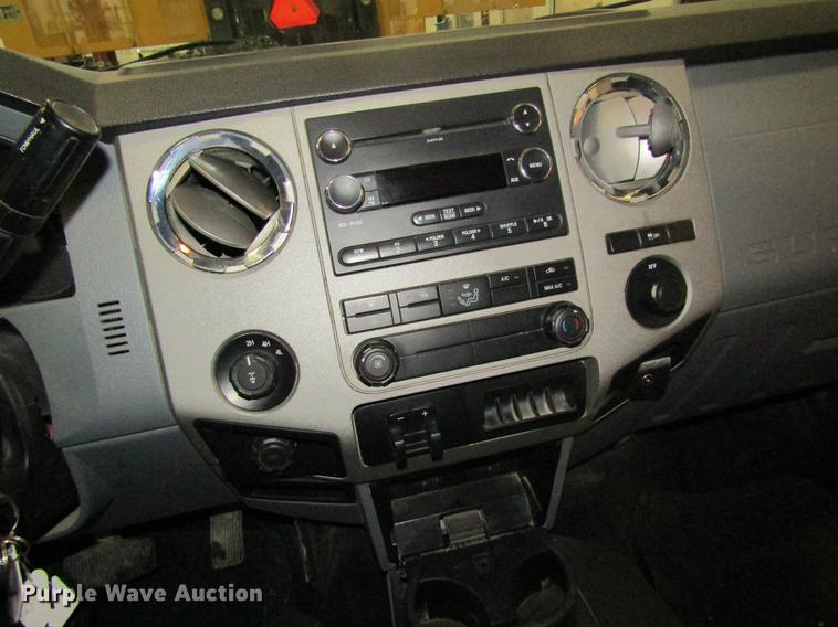 image for item DC4353 2013 Ford F350 Super Duty Crew Cab pickup truck