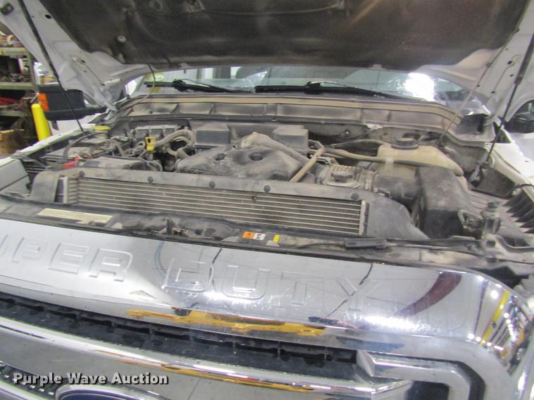 image for item DC4353 2013 Ford F350 Super Duty Crew Cab pickup truck