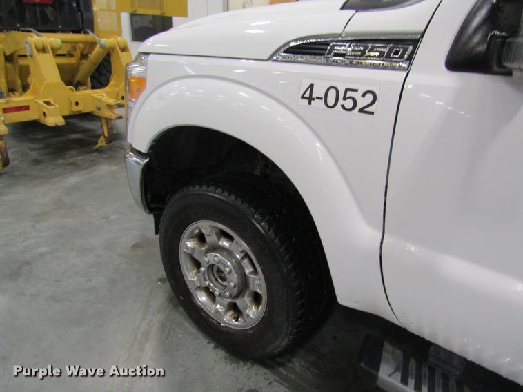 image for item DC4356 2013 Ford F350 Super Duty Crew Cab pickup truck