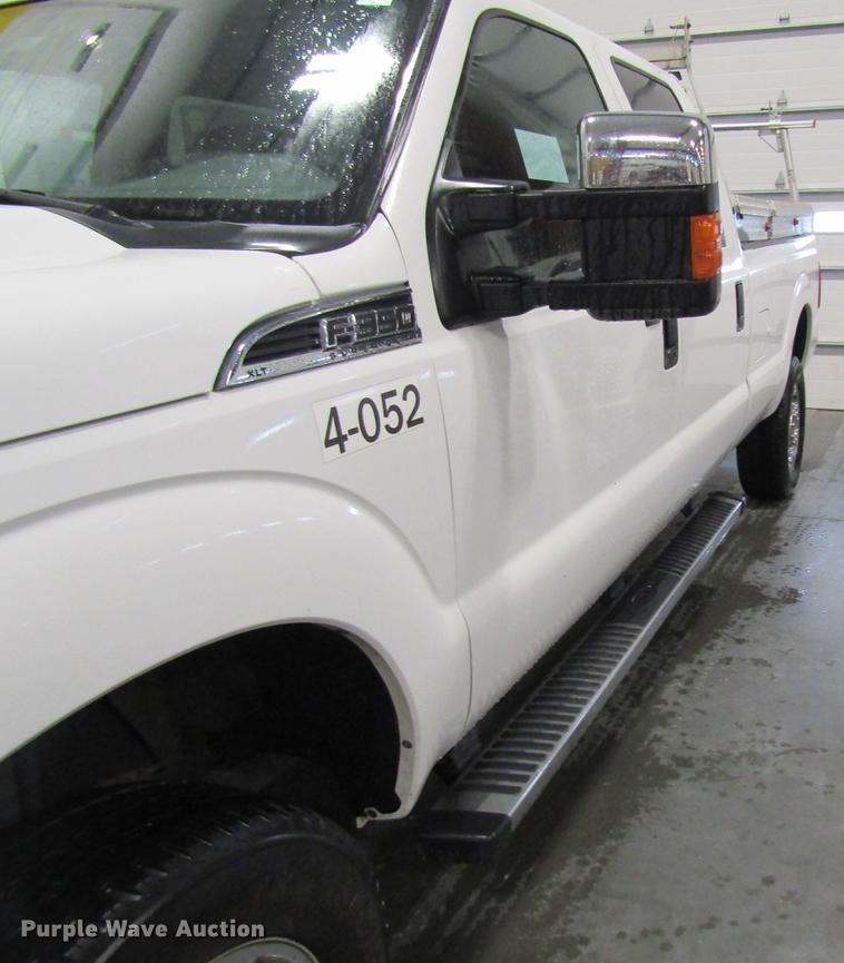 image for item DC4356 2013 Ford F350 Super Duty Crew Cab pickup truck