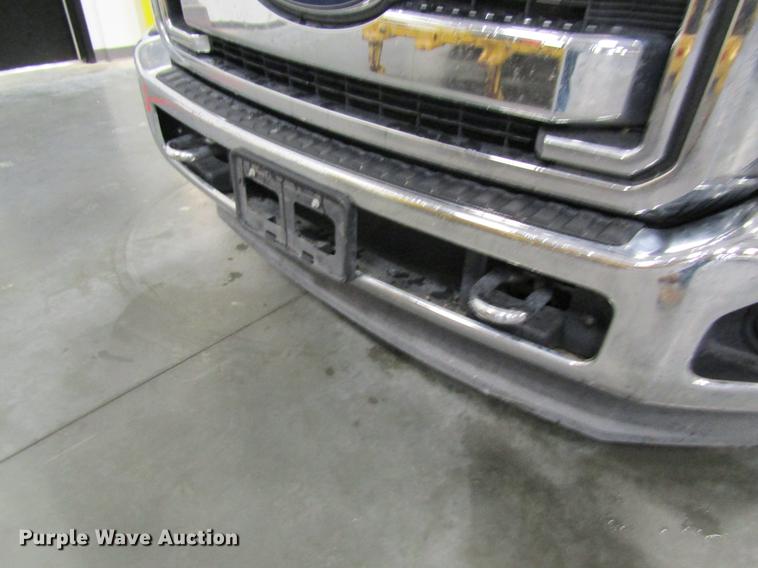 image for item DC4356 2013 Ford F350 Super Duty Crew Cab pickup truck