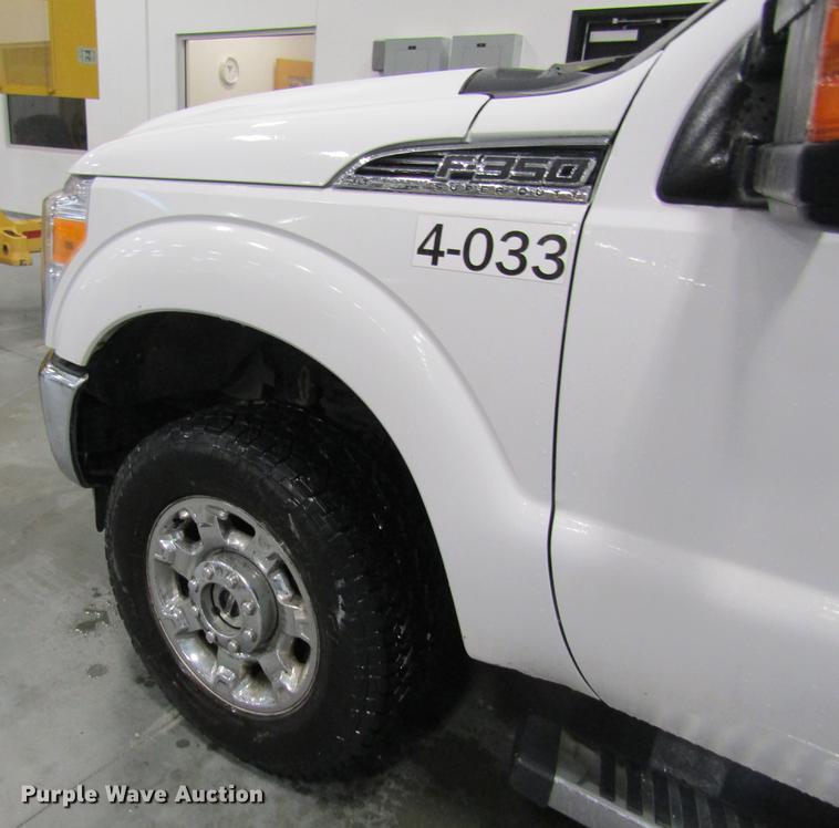 image for item DC4357 2013 Ford F350 Super Duty Crew Cab pickup truck