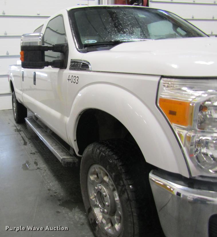 image for item DC4357 2013 Ford F350 Super Duty Crew Cab pickup truck