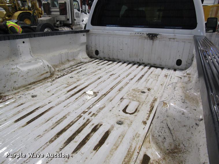 image for item DC4357 2013 Ford F350 Super Duty Crew Cab pickup truck