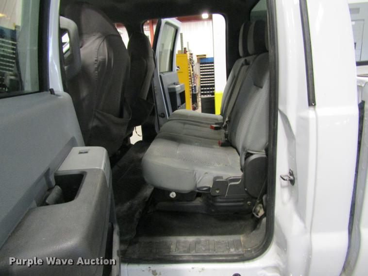 image for item DC4357 2013 Ford F350 Super Duty Crew Cab pickup truck